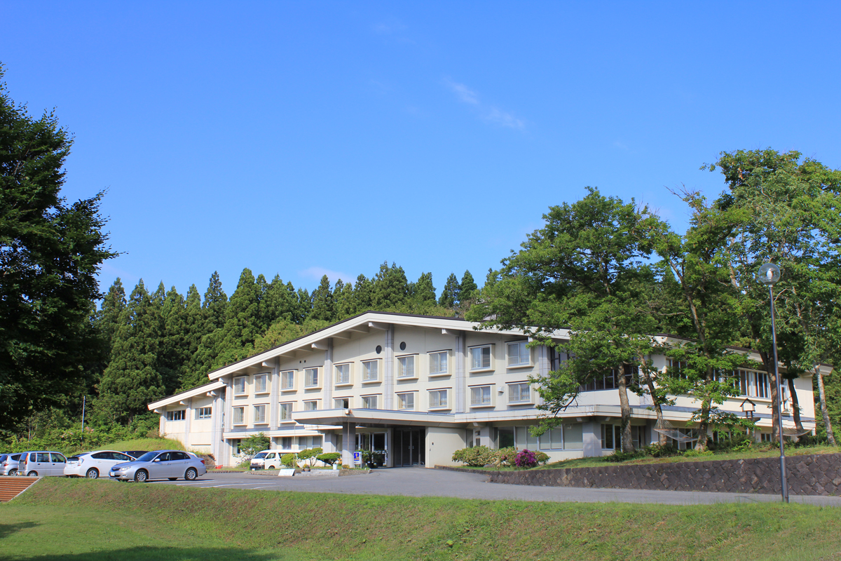 SHONAI-HAGURO SKI RESORT