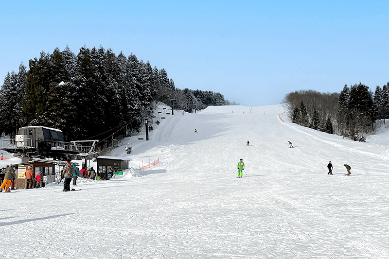 SHONAI-HAGURO SKI RESORT